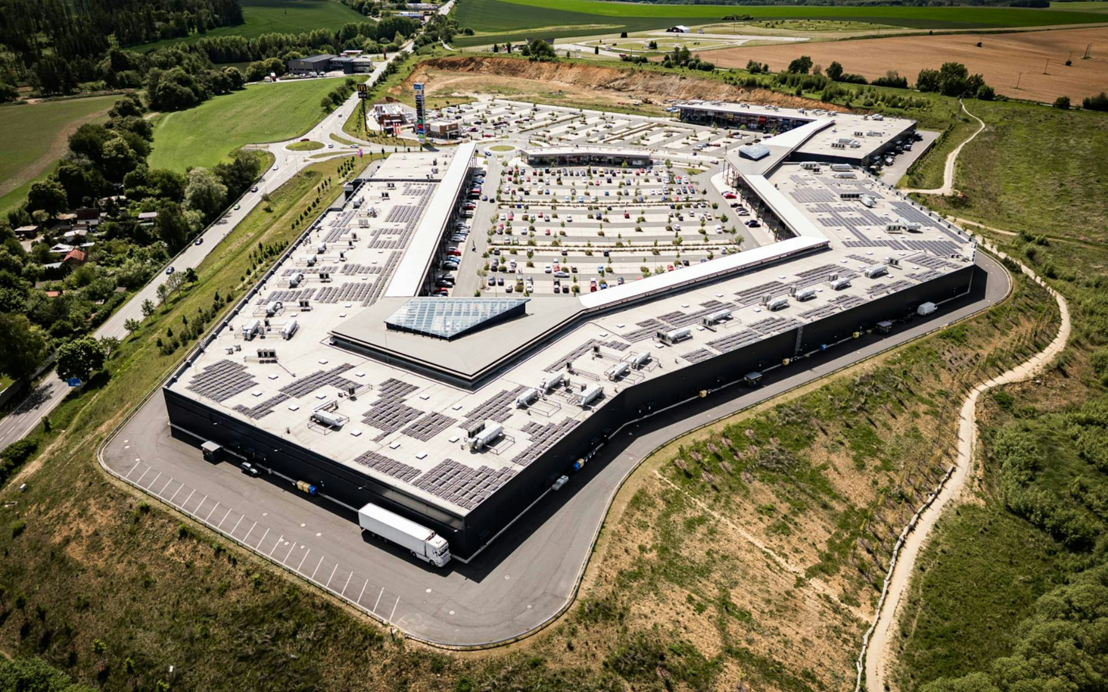 Retailový park Aventin Shopping Jihlava